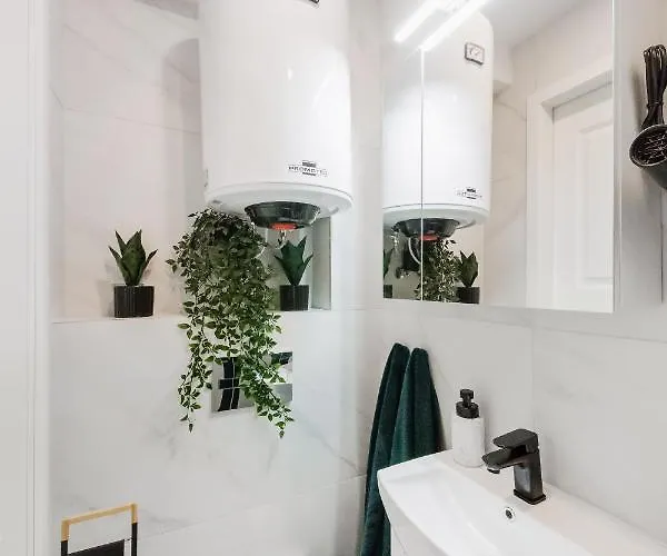 Stylish In Zverynas Apartman *